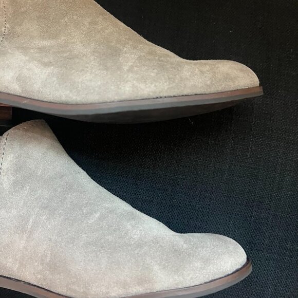 Frye Tan Chelsea Suede Boot Slip On Ankle Bootie Size 7 - Picture 6 of 14